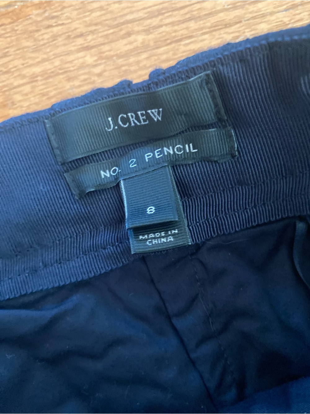 J. Crew No. 2 Pencil Skirt Navy Blue Eyelet Embroidered Cotton Size 8 - Picture 8 of 10